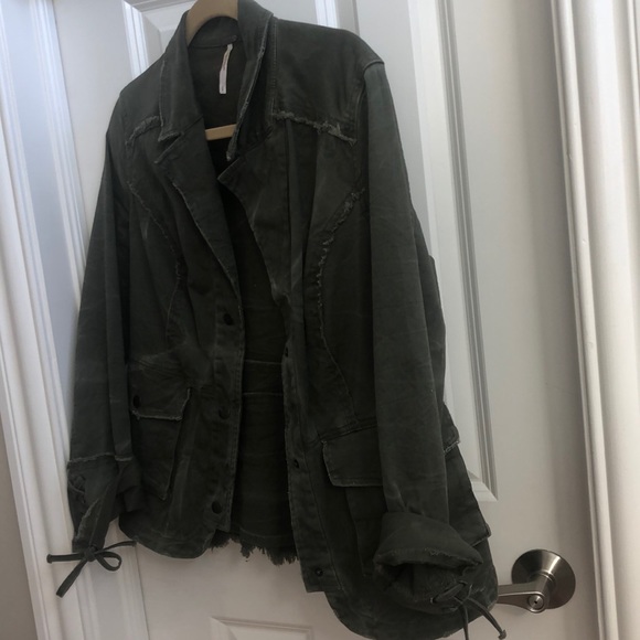 Jacket - Picture 3 of 3